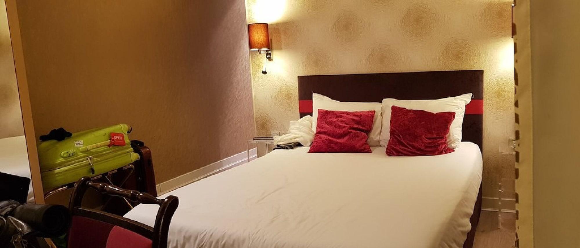 Atn Hotel Париж Екстериор снимка